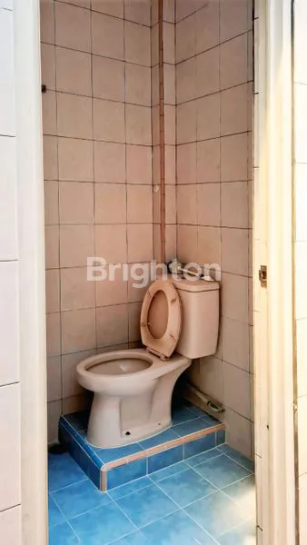 image RUMAH 2 LANTAI HITUNG TANAH, STRATEGIS COCOK UNTUK HUNIAN ATAU KOS-KOSAN DI TANJUNG DUREN JAKARTA BARAT (3)