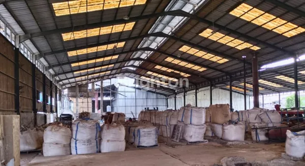 image GUDANG LUAS DAN LOKASI STRATEGIS JAKARTA TIMUR (2)