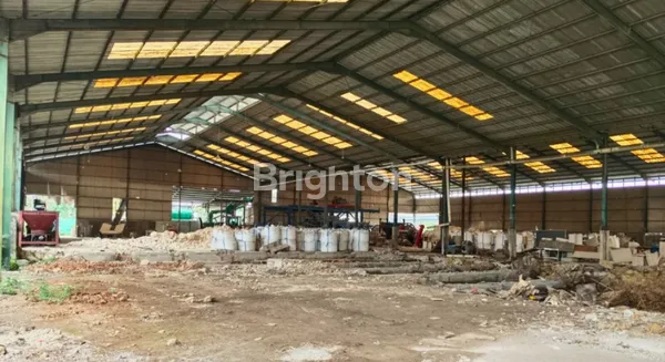 image GUDANG LUAS DAN LOKASI STRATEGIS JAKARTA TIMUR (5)