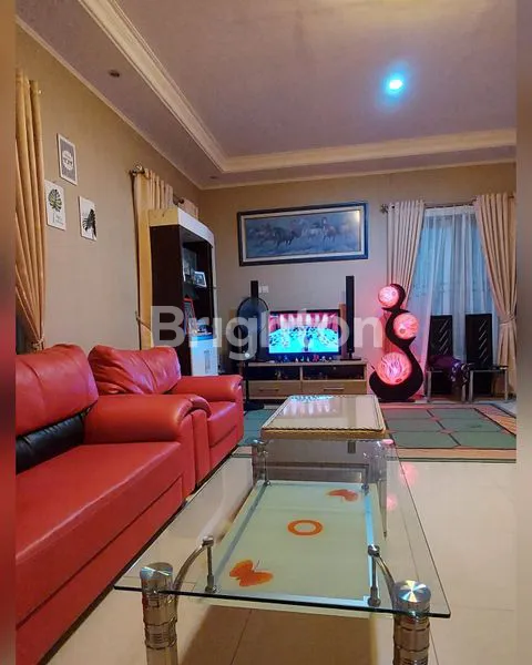 image BALIKPAPAN - DIJUAL RUMAH CANTIK FULL FURNISHED (G026) (4)