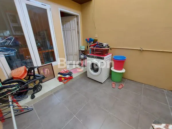 image BALIKPAPAN - DIJUAL RUMAH CANTIK FULL FURNISHED (G026) (8)