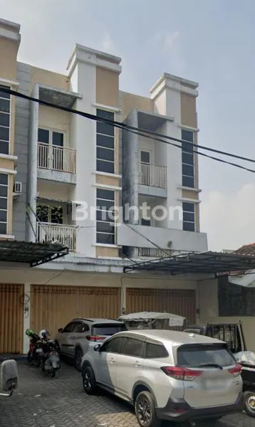 RUKO JARANG ADA DI RAYA LONTAR KUWUKAN