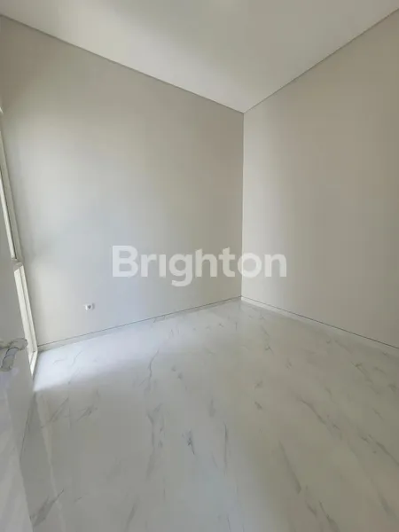 image RUMAH HOOK 8X15 AREA FAVORIT MANYAR, 5 MENIT KE GALAXY MALL MERR (5)