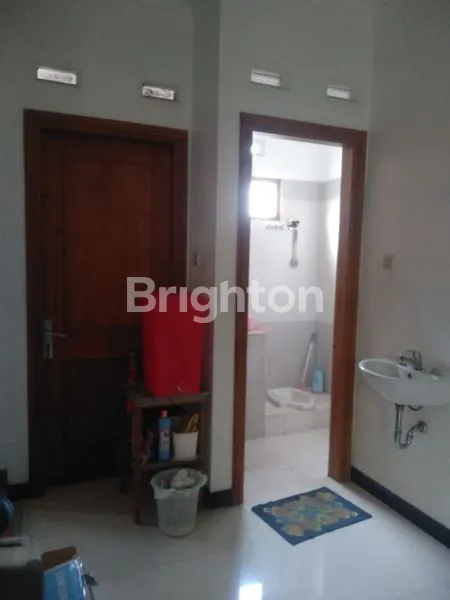 image RUMAH MEWAH GRIYA KENCANA (3)