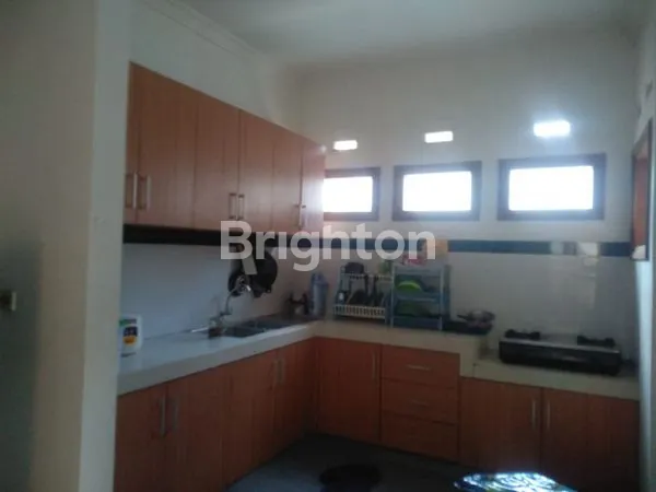 image RUMAH MEWAH GRIYA KENCANA (4)