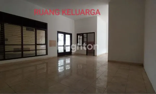 image RUMAH 1 LANTAI DI LOKASI YANG STRATEGIS (6)