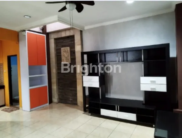 image RUMAH SIAP HUNI YANG AMAN & NYAMAN LOKASI STRATEGIS DI PERUMAHAN THE GROOVE JALAN W R SUPRATMAN PONDOK RANJI CIPUTAT TANGERANG SELATAN (2)