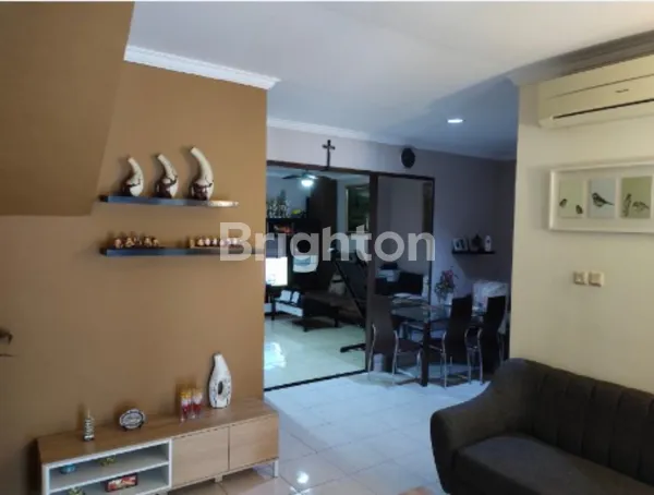 image RUMAH SIAP HUNI YANG AMAN & NYAMAN LOKASI STRATEGIS DI PERUMAHAN THE GROOVE JALAN W R SUPRATMAN PONDOK RANJI CIPUTAT TANGERANG SELATAN (3)