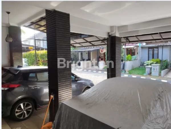 image RUMAH SIAP HUNI YANG AMAN & NYAMAN LOKASI STRATEGIS DI PERUMAHAN THE GROOVE JALAN W R SUPRATMAN PONDOK RANJI CIPUTAT TANGERANG SELATAN (5)