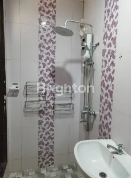 image RUMAH SIAP HUNI YANG AMAN & NYAMAN LOKASI STRATEGIS DI PERUMAHAN THE GROOVE JALAN W R SUPRATMAN PONDOK RANJI CIPUTAT TANGERANG SELATAN (7)