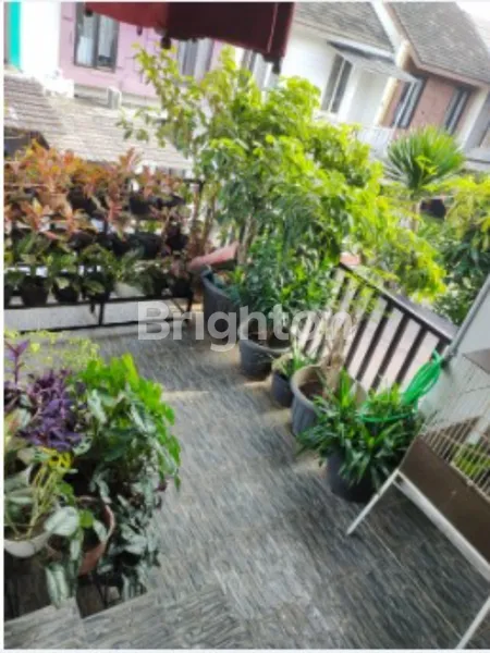 image RUMAH SIAP HUNI YANG AMAN & NYAMAN LOKASI STRATEGIS DI PERUMAHAN THE GROOVE JALAN W R SUPRATMAN PONDOK RANJI CIPUTAT TANGERANG SELATAN (8)