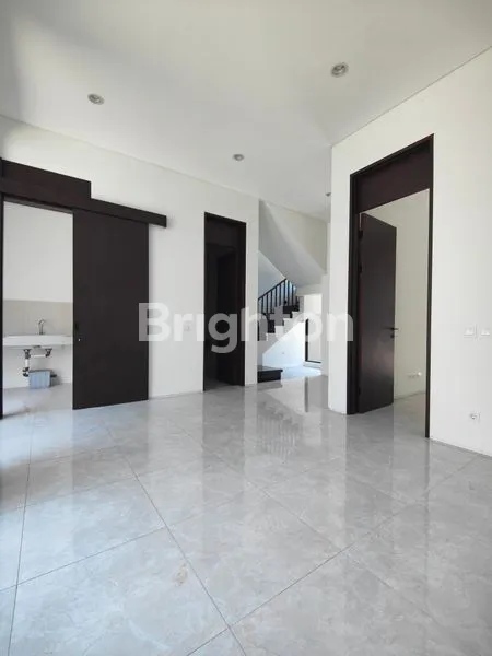 image DISTRICT 9 CITRALAND SURABAYA, RUMAH BARU SIAP HUNI DEKAT G WALK (3)