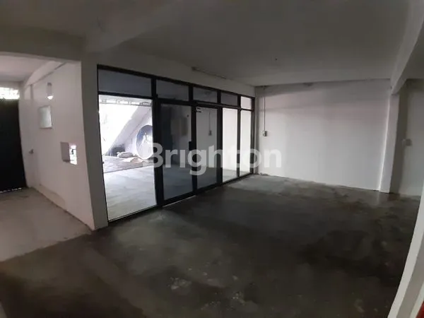 image RUMAH KOMERSIAL DI JEMURSARI (3)