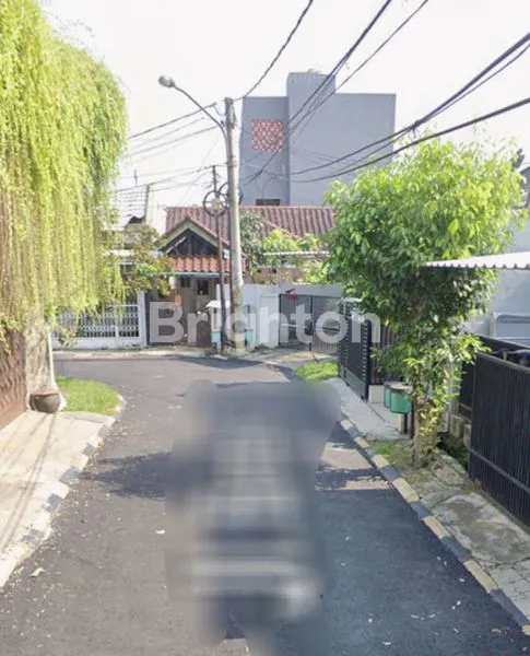 image RUMAH DI NUSALOKA BSD (2)