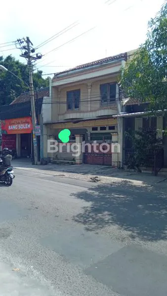 image RUMAH STATEGIS PUSAT KOTA SOLO DEKAT PUSAT BISNIS ,DEKAT RUMAH SAKIT ,DEKAT MASJID AL ZAYED (2)