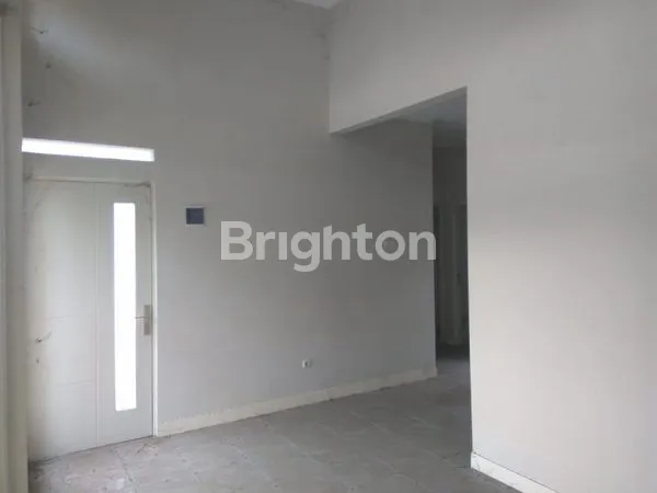 image RUMAH SIAP HUNI PURI SURYA JAYA (VALENCIA) (6)