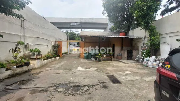 image RUMAH KOST STARTEGIS PEMUDA RAWANGAN JAKARTA TIMUR (4)
