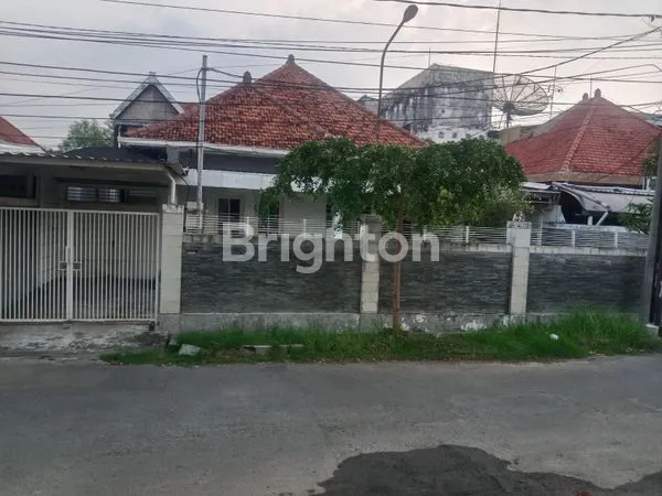 image RUMAH TENGAH KOTA SURABAYA DEKAT KUSUMA BANGSA (1)