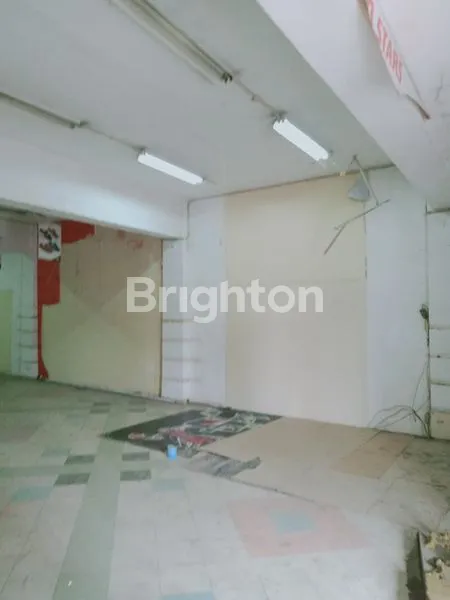 image DIKONTRAKKAN BANGUNAN RUKO (2)