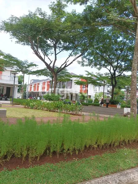 image RUMAH MODERN MINIMALIS 2 LANTAI  (8)