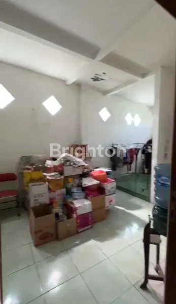 image GEDUNG DI JALAN DR SOETOMO  GRESIK KOTA (3)