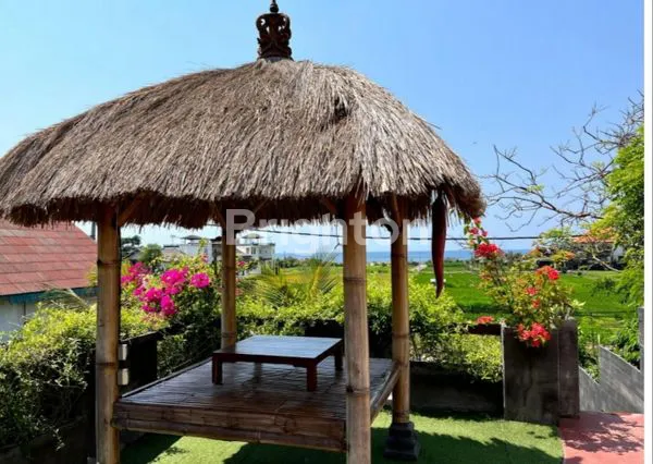 image OVER KONTRAK GEDUNG BEKAS TEMPAT HIBURAN DI KETEWEL GIANYAR (6)