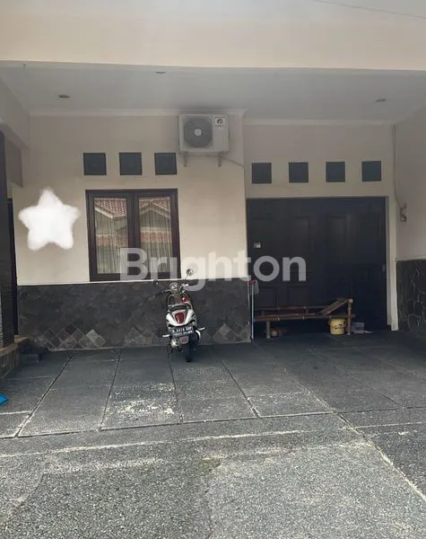 image RUMAH REPRESENTATIF DIKAWASAN ELITE KOTA DEPOK,  2 LANTAI  (2)
