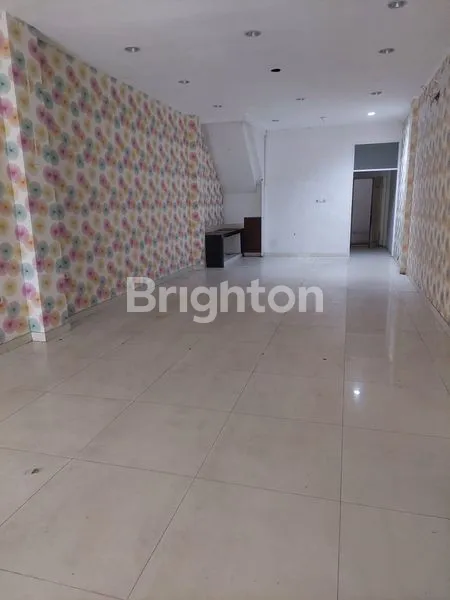 image RUKO 3 LANTAI DI JL. MUARA KARANG, PLUIT, JAKARTA UTARA (8)