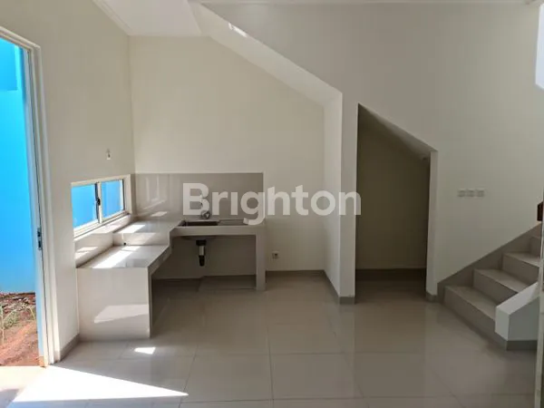 image RUMAH SUVARNA SUTERA CLUSTER CATRIONA (1)