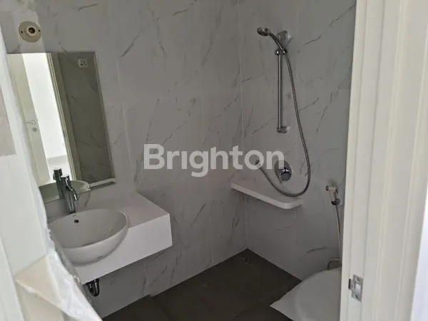 image RUMAH SUVARNA SUTERA CLUSTER CATRIONA (7)