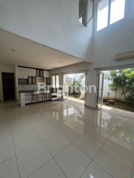 image HARAPAN INDAH BEKASI, RUMAH MEWAH 4 KAMAR, FASILITAS LENGKAP (3)