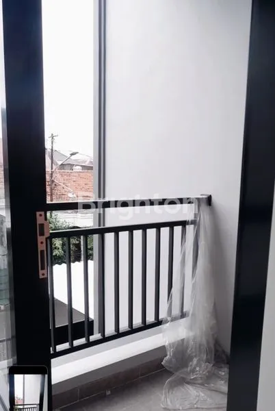 image RUMAH BARU RUNGKUT ASRI, DEKAT KE TRANSMART (5)