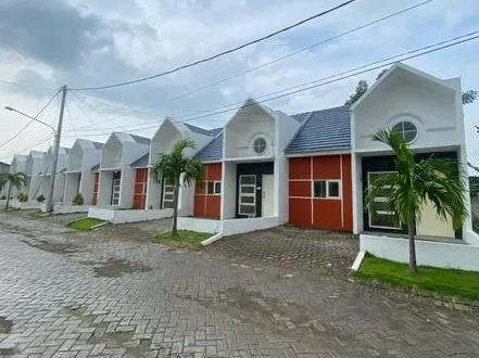 2. Perumahan Green River Park