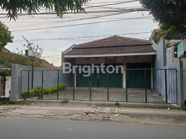 image DIJUAL CEPAT RUMAH TENGAH KOTA STRATEGIS (1)