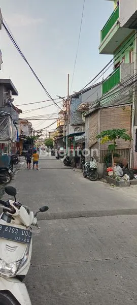 image JUA RUMAH 2 LANTAI LEBAR 8 M ROW 2 MOBIL SUNTER JAKARTA UTARA (2)