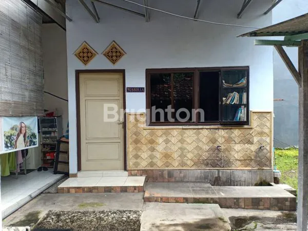 image RUMAH BANGUNAN  LLAMA DI JALAN PROPINSI  O JALAN (3)