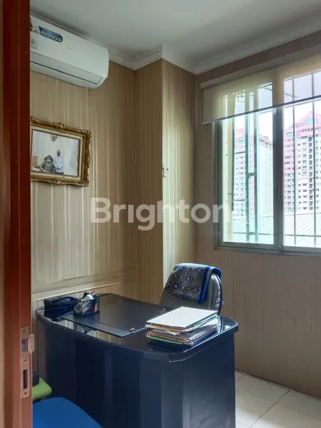 image UNIT KANTOR SIAP PAKAI, LOKASI PREMIUM, DI ITC CEMPAKA MAS, HARGA MIRING! (3)