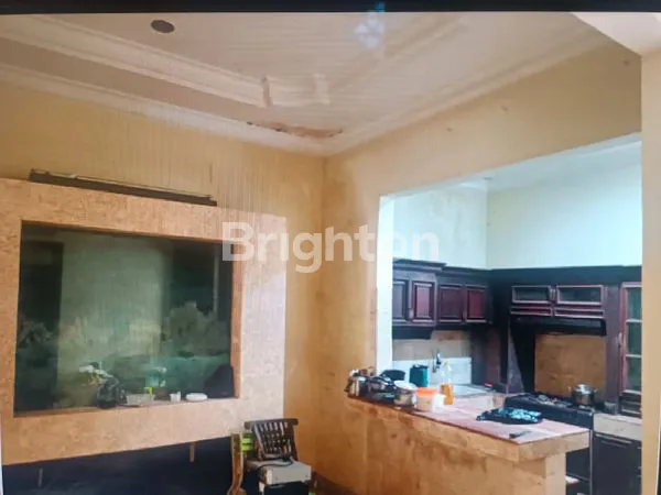 image RUMAH DI GAYUNGSARI (2)