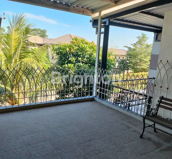 image RUMAH FULL FURNISHED SENTUL CITY (8)