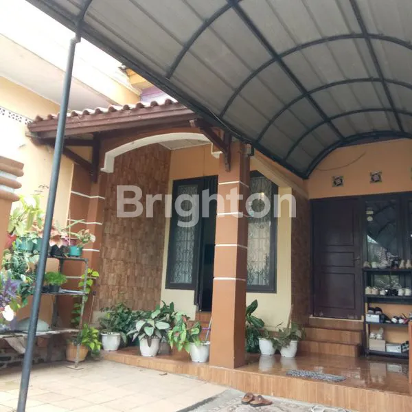 image MURAH RUMAH 1  1/2 LANTAI SIAP HUNI DI PERUMAHAN BOGOR RAYA PERMAI (1)