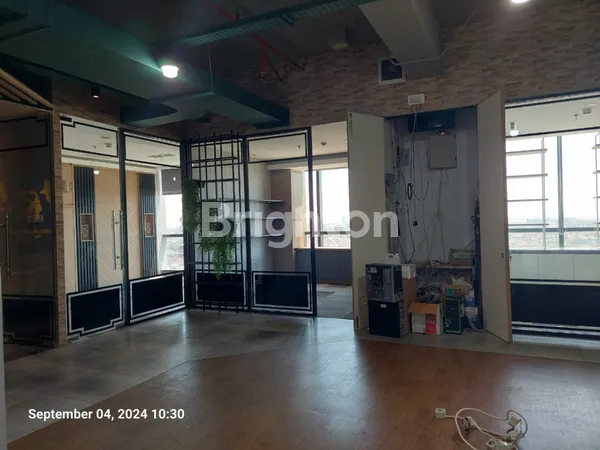 image JUAL OFFICE PREMIUM PAKUWON CENTER SURABAYA - 2 UNIT SEKALIGUS ! (7)