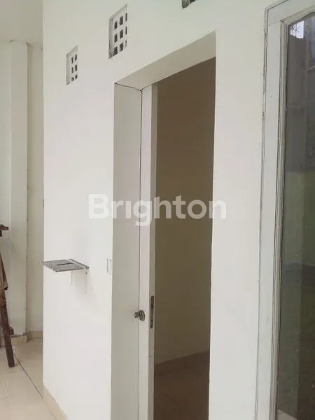 image RUMAH 1 LANTAI DI PERUMAHAN KEMANG REGENCY BOGOR (5)