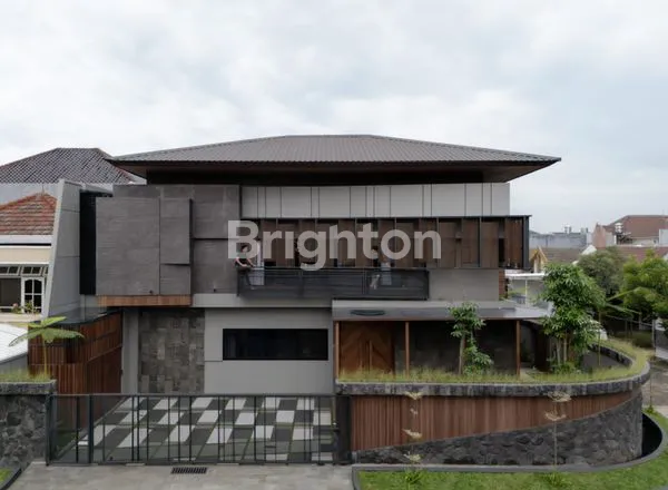 image BRAND NEW HOUSE LUXURY SURABAYA TIMUR DEKAT GALAXY MALL DHARMAHUSADA MANYAR KERTAJAYA PAKUWON CITY ITS MERR (2)