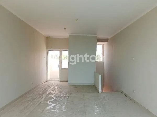 image DIJUAL RUKO 3 LANTAI SIAP PAKAI DEKAT SMA LOYOLA DI TENGAH KOTA BRUMBUNGAN SEMARANG TENGAH (4)