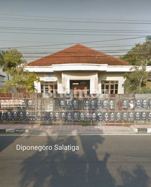 DIJUAL RUMAH PINGGIR JALAN RAYA DIPONEGORO SALATIGA