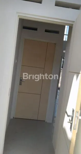 image RUMAH SIAP HUNI HARGA MURAH BGT , LOKASI STRATEGISLOKASI DEKAT DENGAN PERGUDANGAN SIRIE ,  SAFELOCK DLL2MENIT MENUJU LINGKAR TIMUR20MENIT MENUJU BANDARA JUANDA20 MENIT MENUJU RUMAH SAKIT UMUM (5)