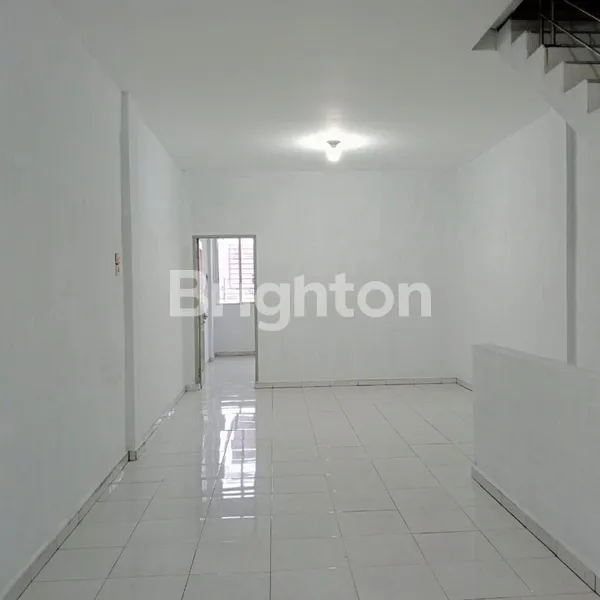 image RUKO JLN. BRIGJEND KATAMSO DEPAN SINGAPORE STATION (5)