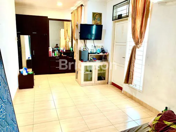 image RUMAH SIAP HUNI DI GADING SERPONG (7)