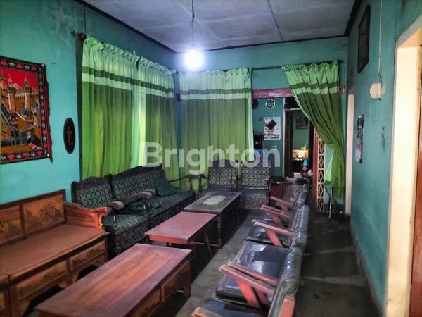 image RUMAH LOKASI STRATEGIS DIPUSAT KOTA KEDIRI (3)