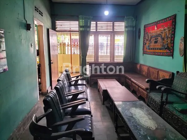 image RUMAH LOKASI STRATEGIS DIPUSAT KOTA KEDIRI (4)